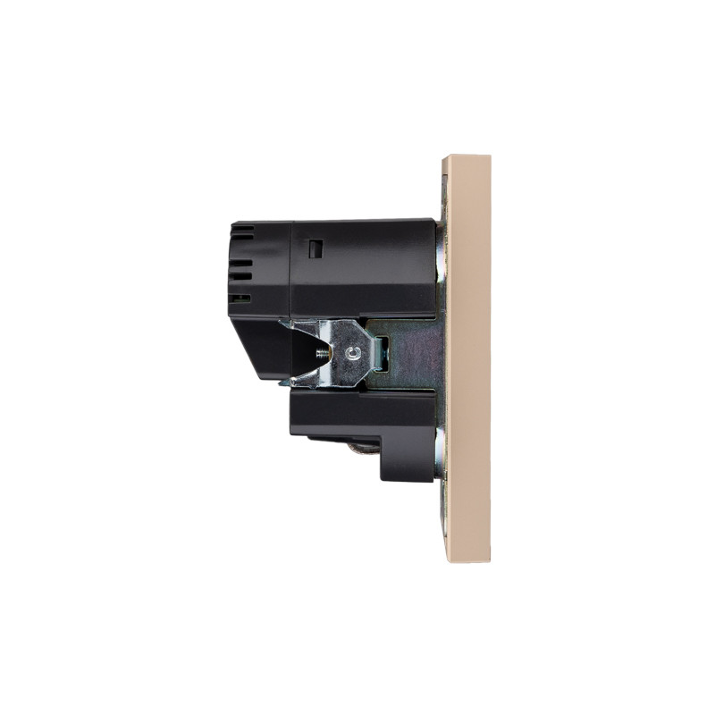 Розетка STRONG 1-ая с/з с/у з/ш 16А с USB A+C быстрой зарядки 5В/3А шелк KRANZ, KR-78-0704-8